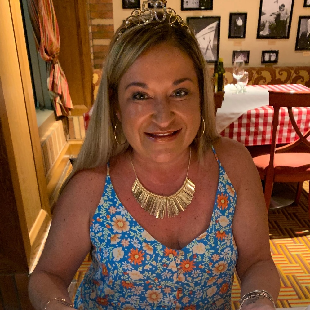 Meet your Posher, Posh